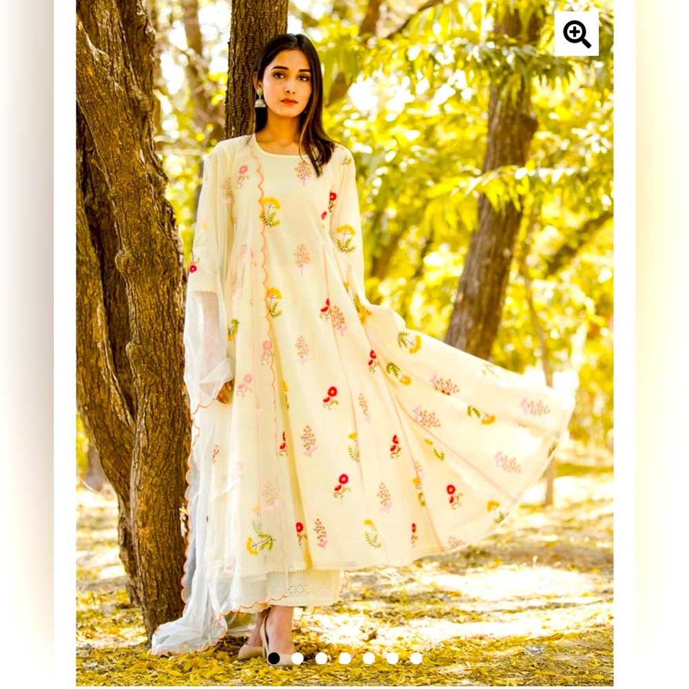 Beautiful Indian kurta set from gulabo jaipur!